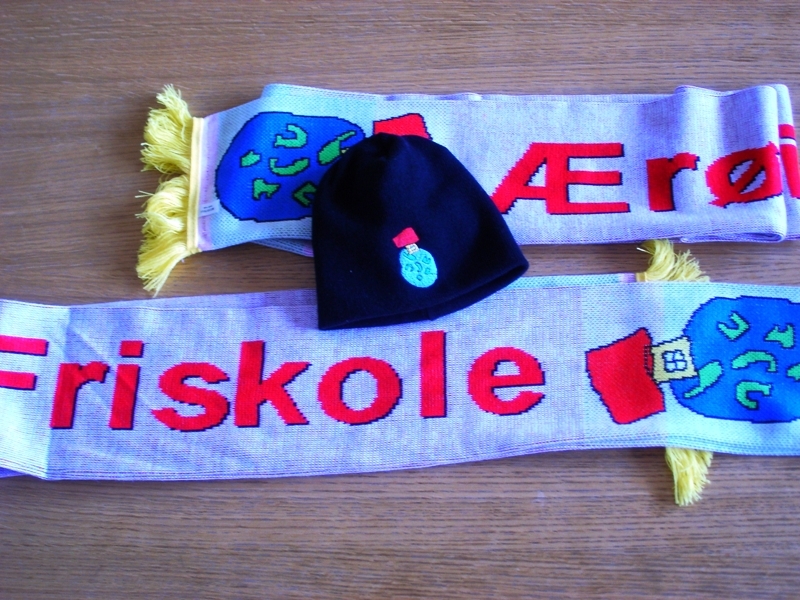 Æro skole - hue + halstørklæde